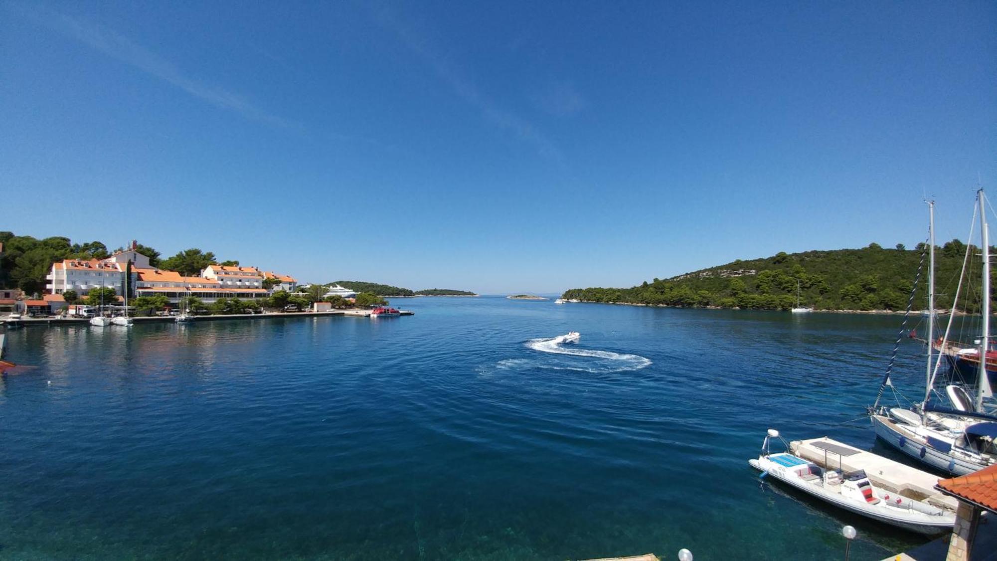Adio Mare Pomena Exterior foto